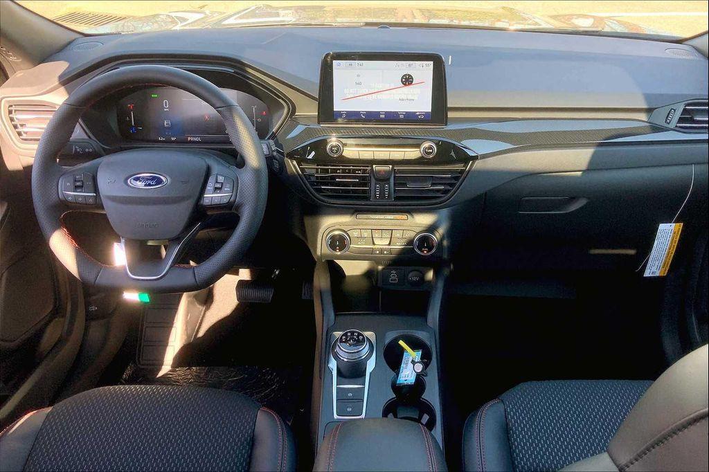 new 2025 Ford Escape car, priced at $32,900