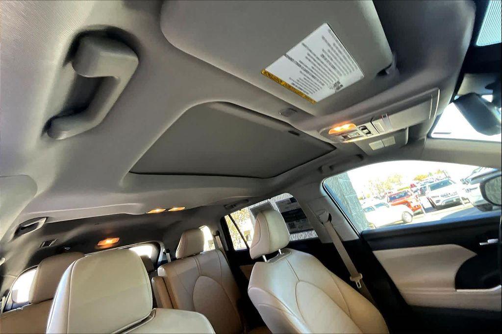 used 2023 Toyota Highlander car, priced at $39,723