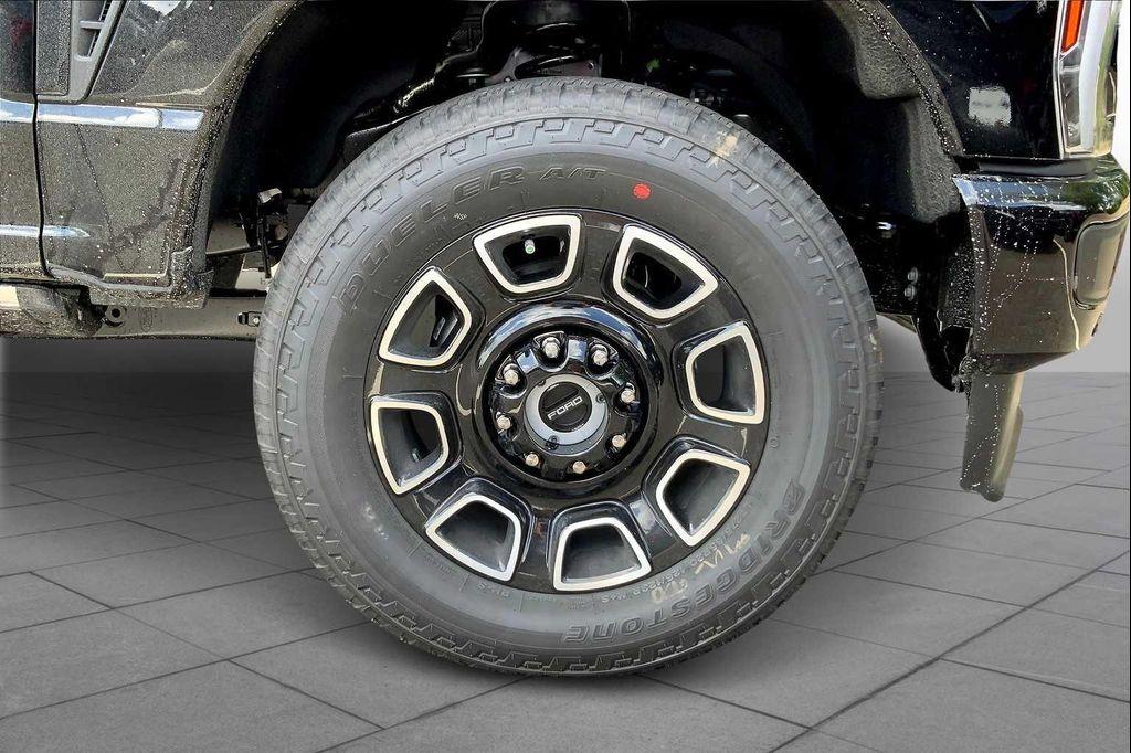 new 2025 Ford F-350 car, priced at $91,135