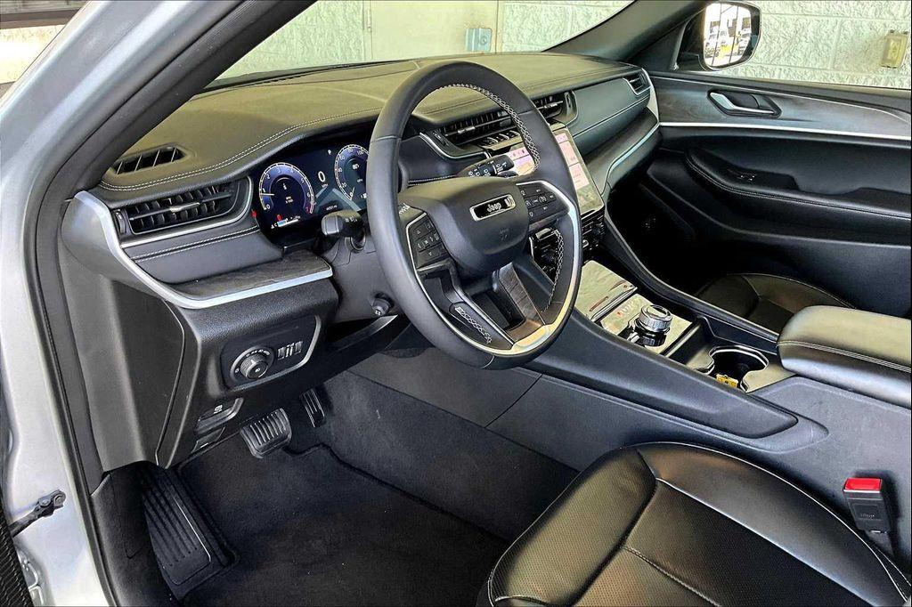 used 2024 Jeep Grand Cherokee L car, priced at $33,176