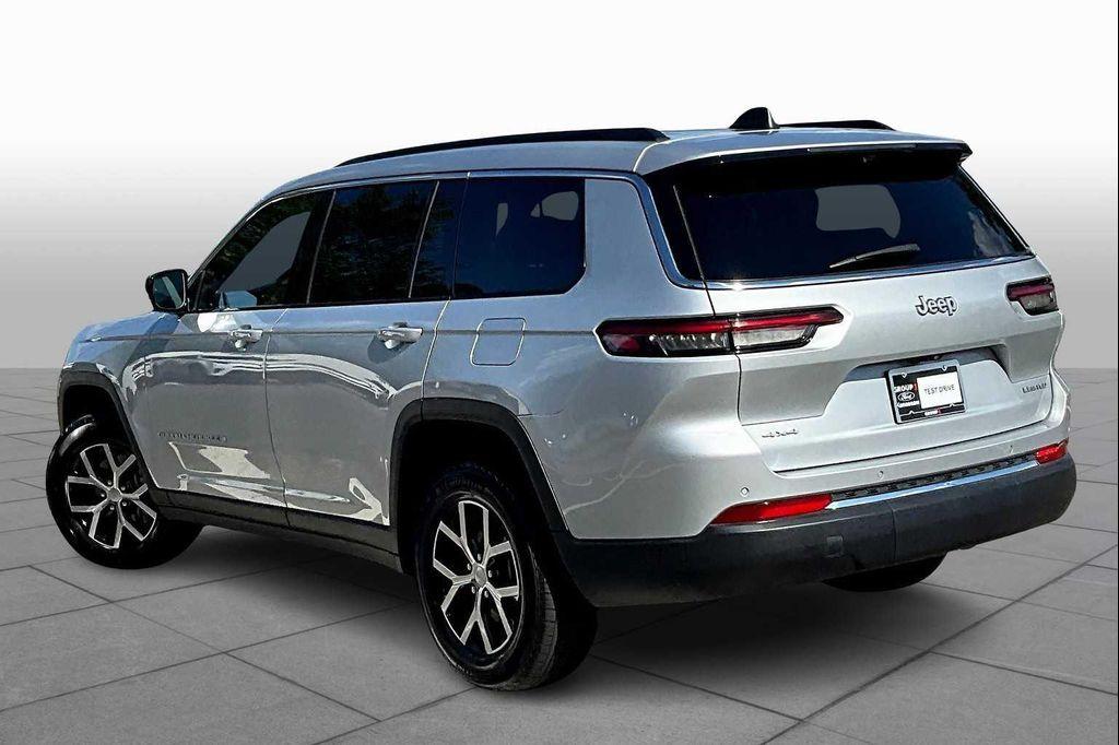 used 2024 Jeep Grand Cherokee L car, priced at $33,176