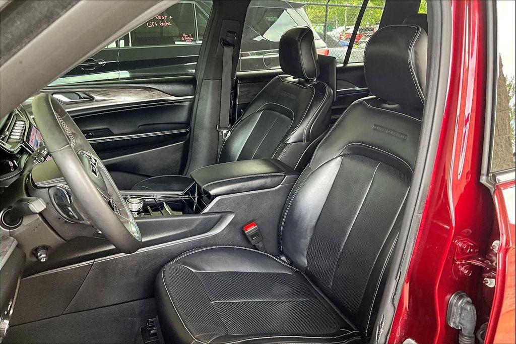 used 2023 Jeep Grand Cherokee L car, priced at $35,400