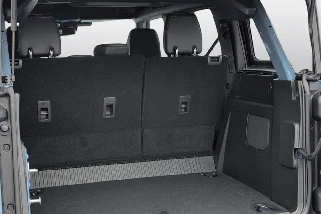 new 2025 Ford Bronco car, priced at $62,450