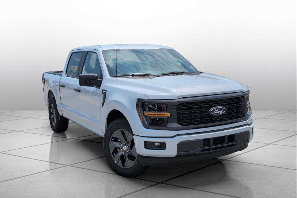 new 2025 Ford F-150 car, priced at $46,568