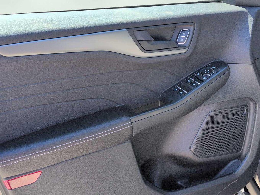 new 2026 Ford Escape car, priced at $31,819