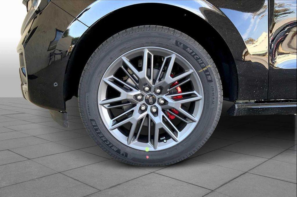new 2025 Ford Expedition car, priced at $81,485