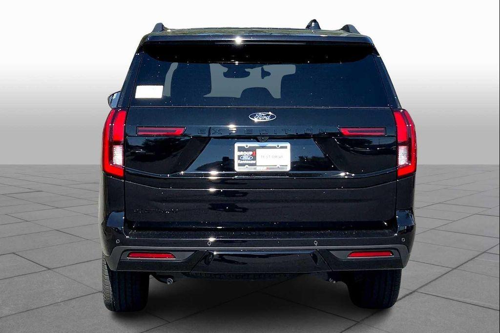 new 2025 Ford Expedition car, priced at $81,485