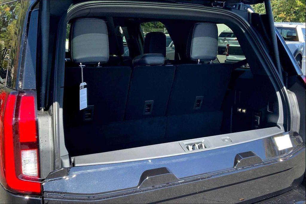 new 2025 Ford Expedition car, priced at $81,485