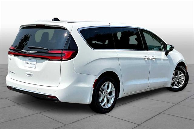 used 2024 Chrysler Pacifica car, priced at $35,999