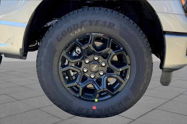 new 2025 Ford F-150 car, priced at $59,824
