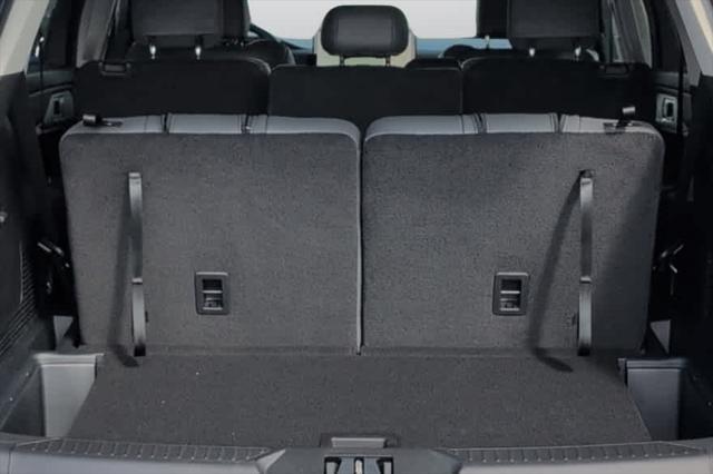 new 2025 Ford Explorer car, priced at $43,050