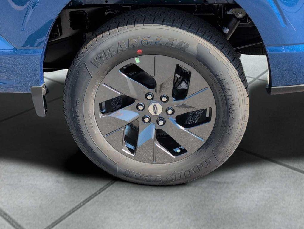 new 2025 Ford F-150 car, priced at $45,881