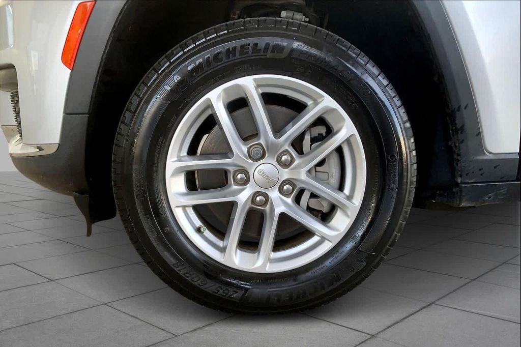 used 2021 Jeep Grand Cherokee L car, priced at $22,850