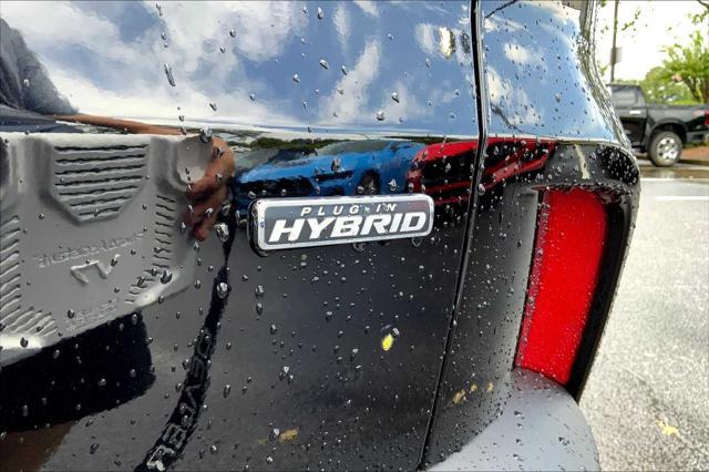 new 2025 Ford Escape PHEV car, priced at $45,515