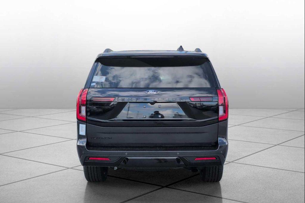 new 2025 Ford Expedition car, priced at $81,590