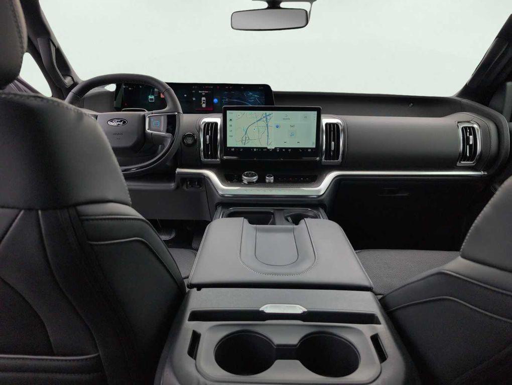 new 2025 Ford Expedition car, priced at $81,590