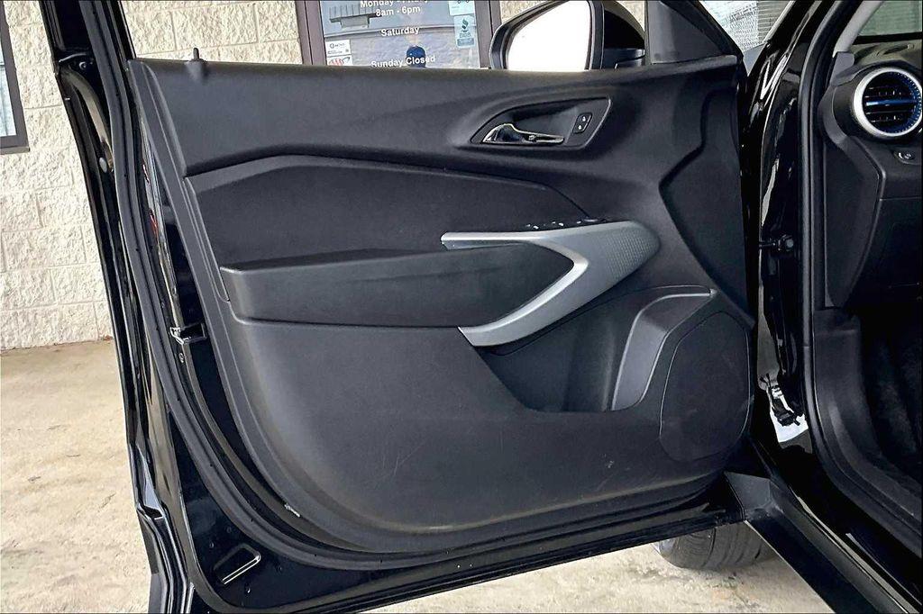 used 2025 Chevrolet Trax car, priced at $21,999