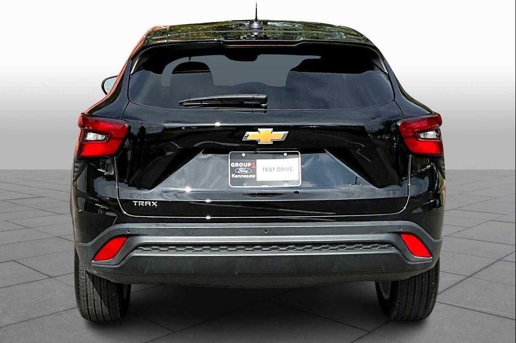 used 2025 Chevrolet Trax car, priced at $21,999