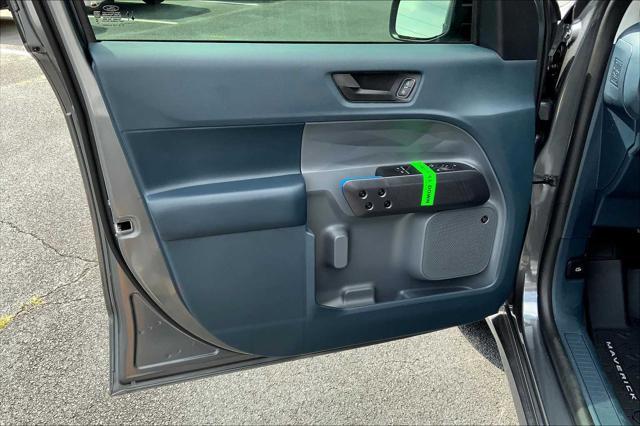 new 2025 Ford Maverick car, priced at $40,973