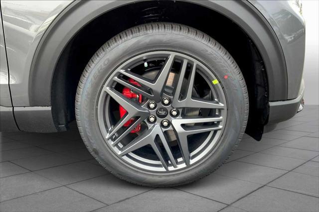 new 2025 Ford Explorer car, priced at $45,323