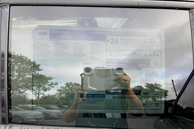 new 2025 Ford Explorer car, priced at $45,323