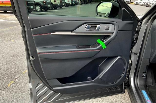 new 2025 Ford Explorer car, priced at $45,323
