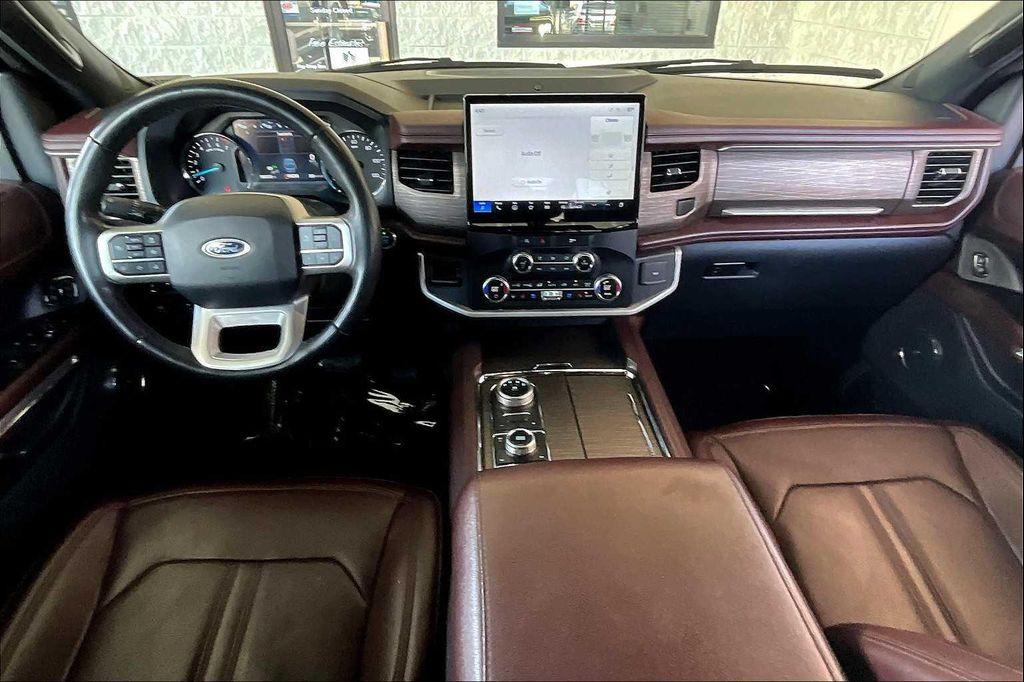 used 2023 Ford Expedition car, priced at $44,999