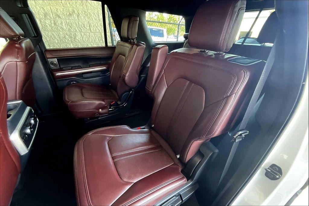 used 2023 Ford Expedition car, priced at $44,999