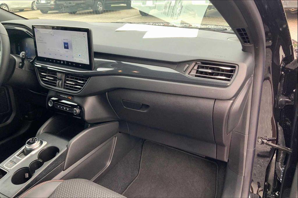used 2024 Ford Escape car, priced at $24,950