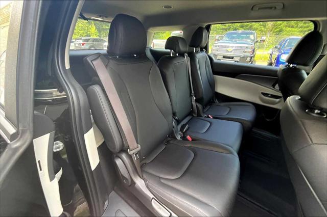 used 2023 Kia Carnival car, priced at $35,995