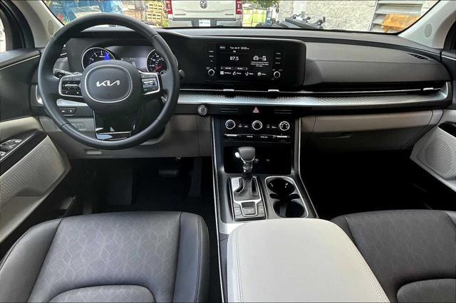 used 2023 Kia Carnival car, priced at $35,995