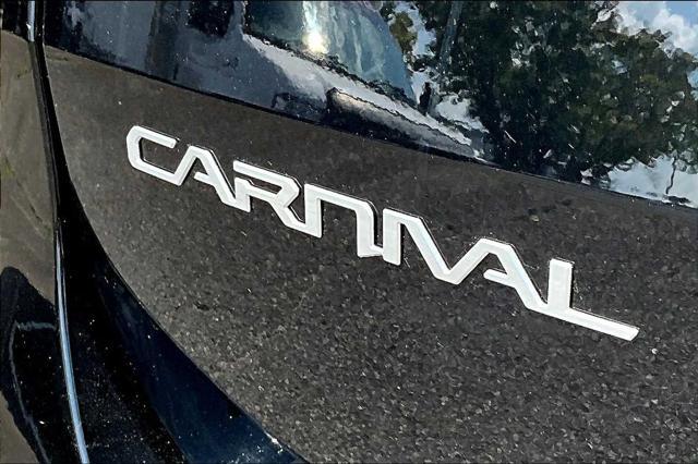 used 2023 Kia Carnival car, priced at $35,995