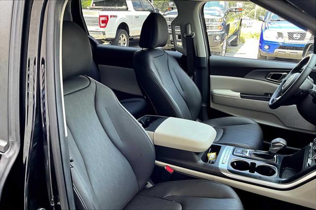 used 2023 Kia Carnival car, priced at $35,995