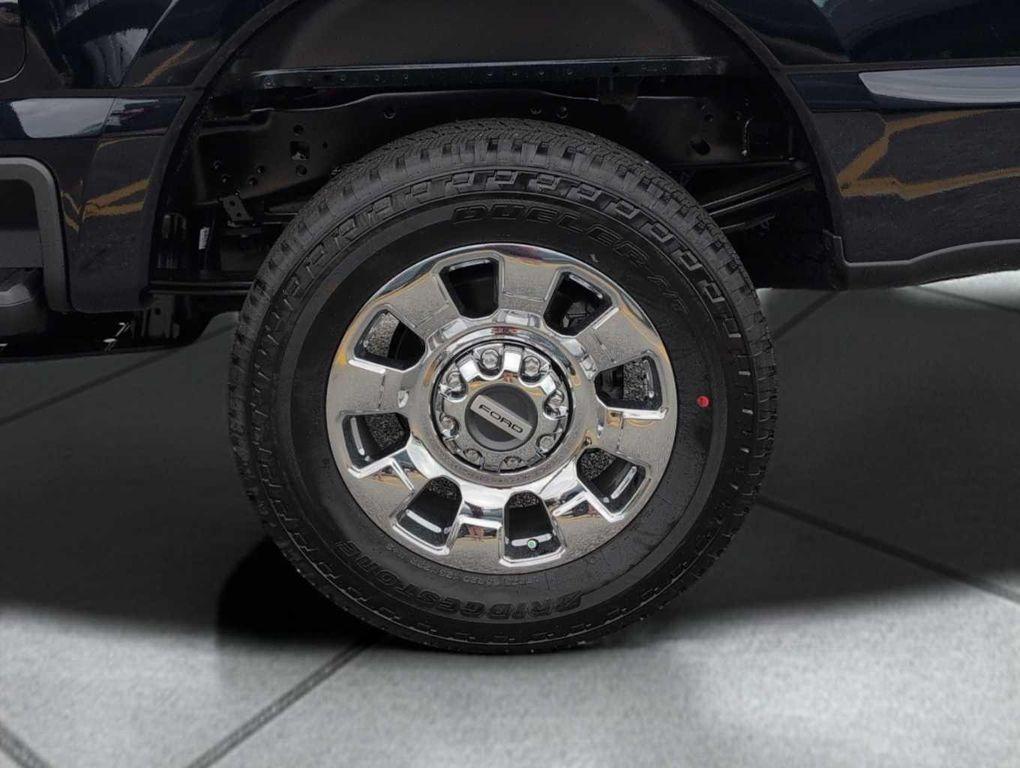 new 2025 Ford F-250 car, priced at $80,067