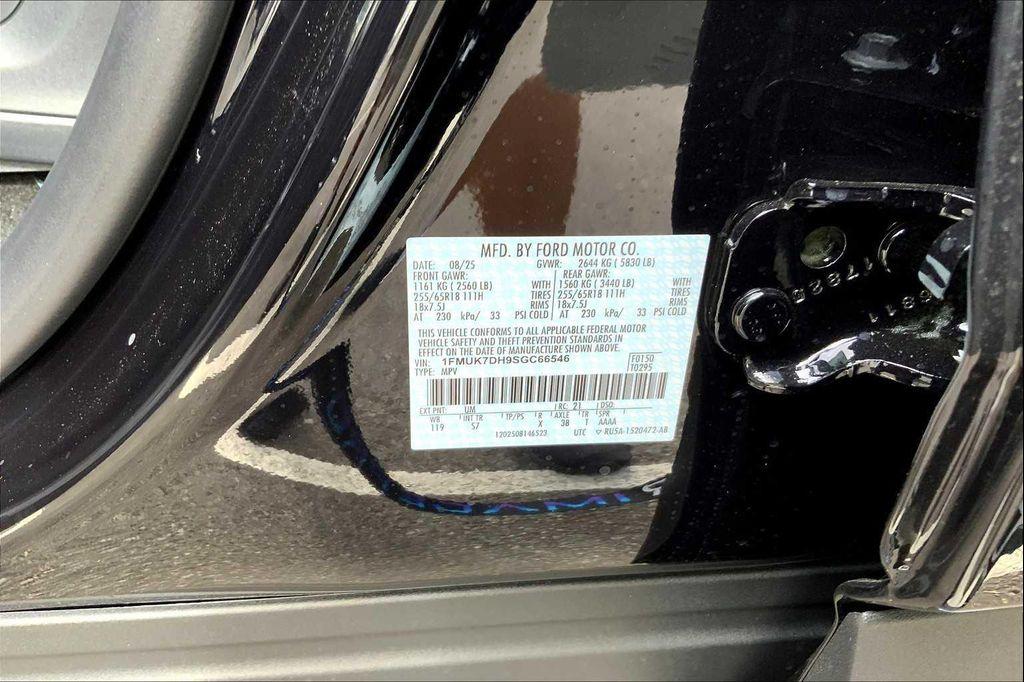 new 2025 Ford Explorer car, priced at $45,665