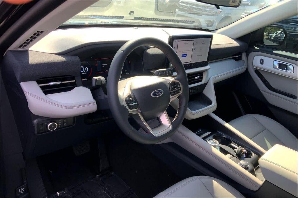 new 2025 Ford Explorer car, priced at $45,665