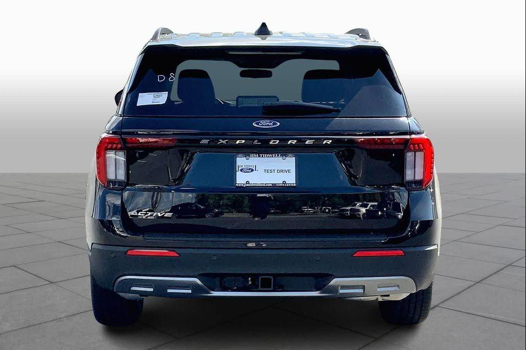 new 2025 Ford Explorer car, priced at $45,665