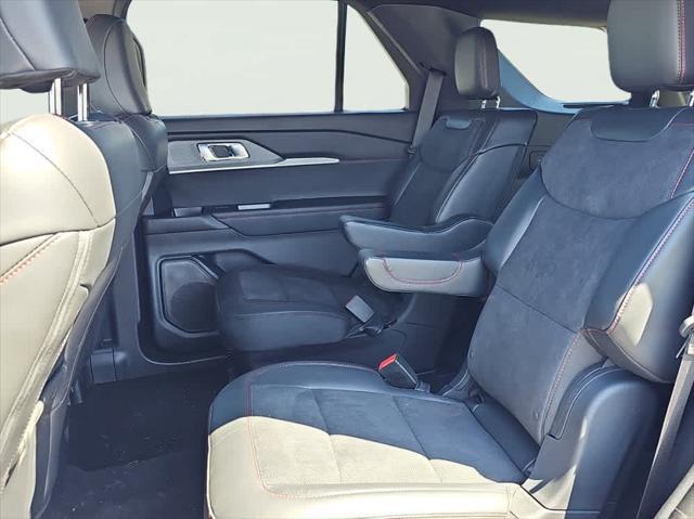 new 2025 Ford Explorer car, priced at $58,055