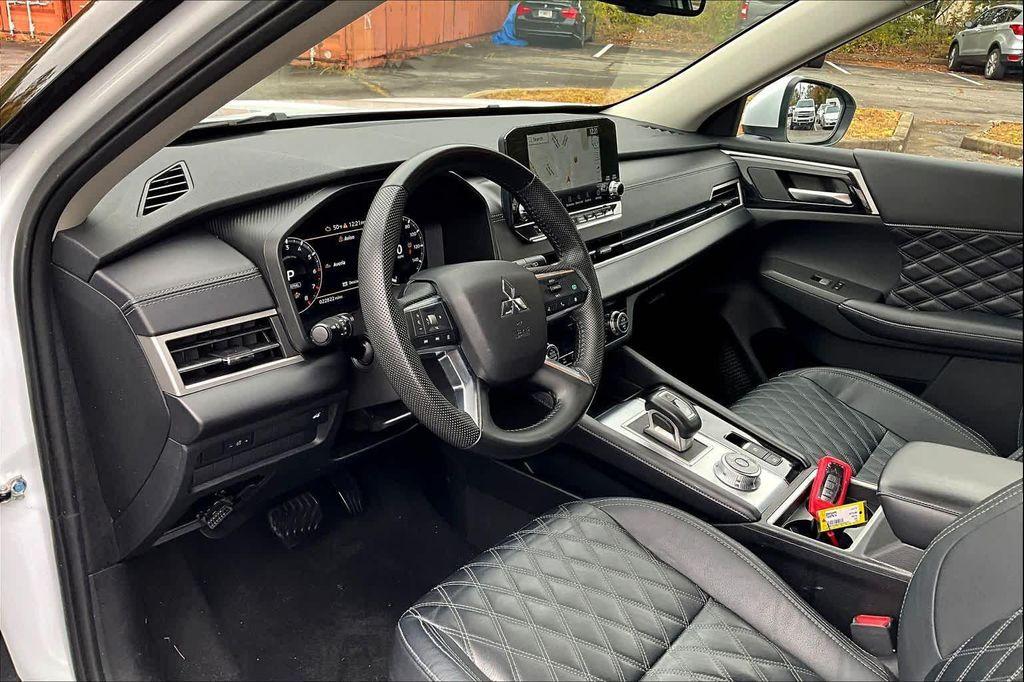 used 2023 Mitsubishi Outlander car, priced at $26,814