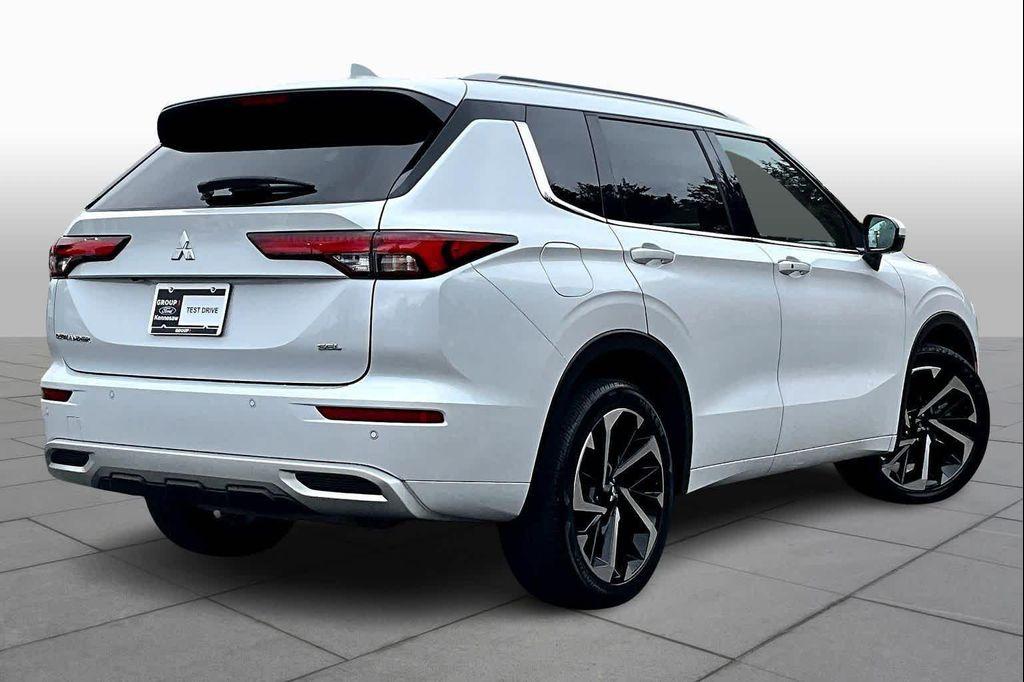 used 2023 Mitsubishi Outlander car, priced at $26,814