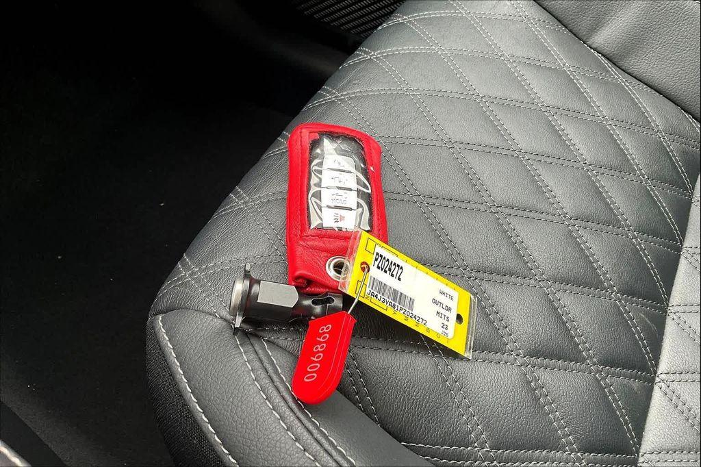 used 2023 Mitsubishi Outlander car, priced at $26,814