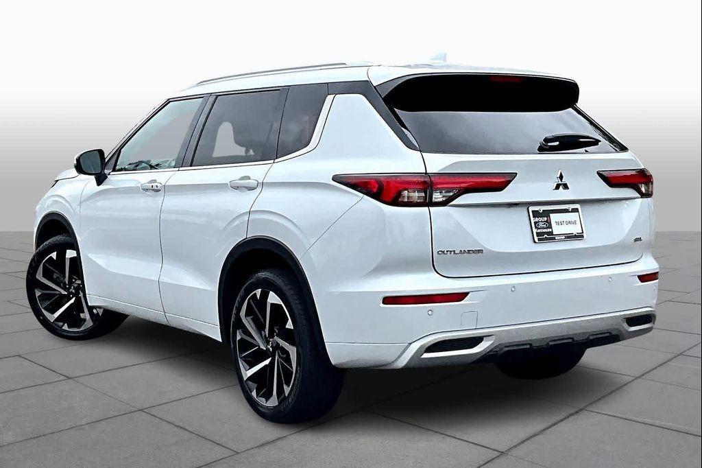 used 2023 Mitsubishi Outlander car, priced at $26,814