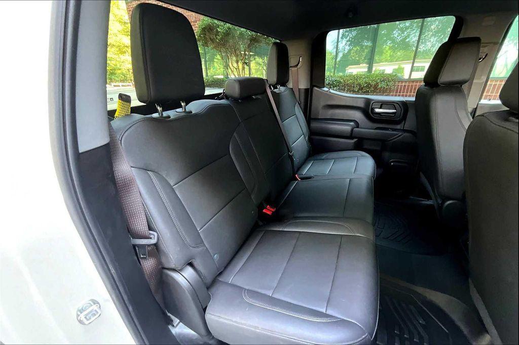 used 2024 GMC Sierra 1500 car, priced at $30,999