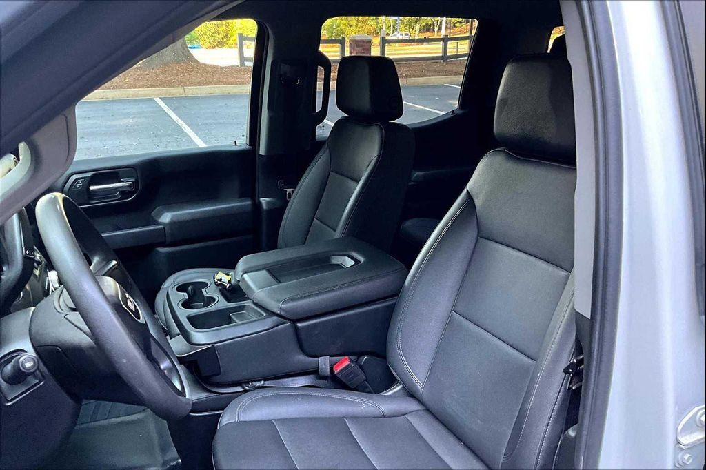 used 2024 GMC Sierra 1500 car, priced at $30,999