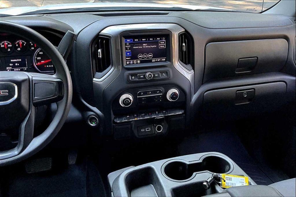 used 2024 GMC Sierra 1500 car, priced at $30,999
