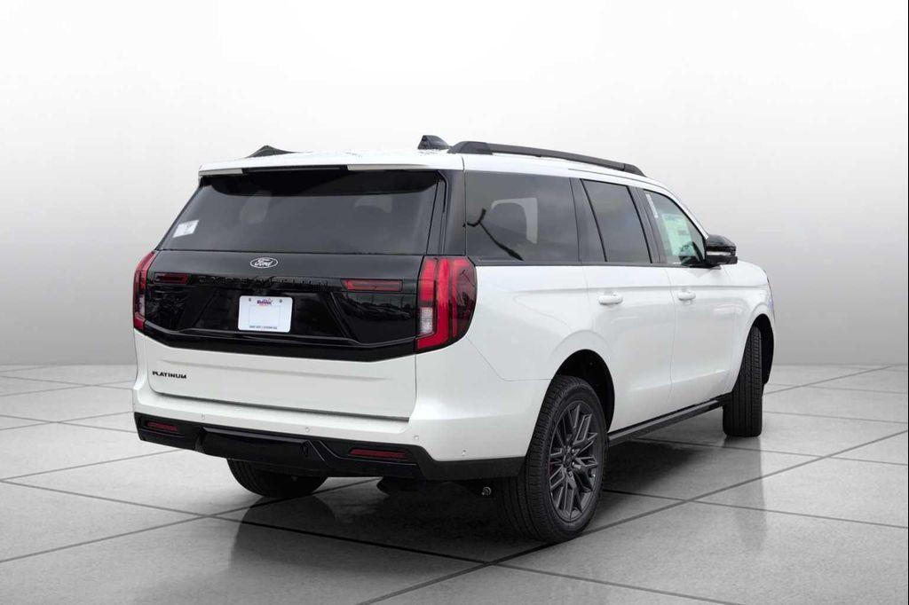new 2025 Ford Expedition car, priced at $82,060