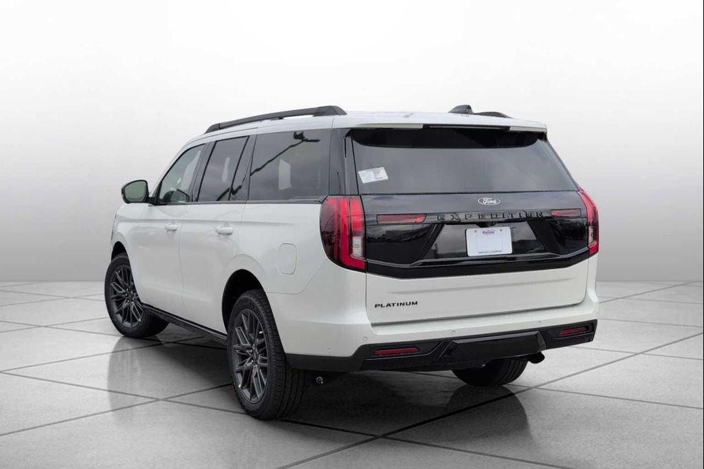 new 2025 Ford Expedition car, priced at $82,060
