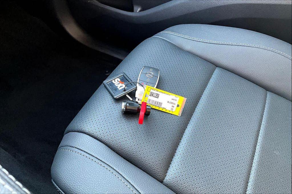 used 2025 Mercedes-Benz GLE 350 car, priced at $61,302