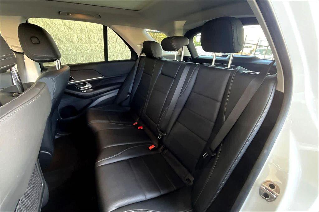 used 2025 Mercedes-Benz GLE 350 car, priced at $61,302