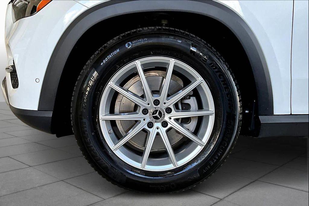 used 2025 Mercedes-Benz GLE 350 car, priced at $61,302